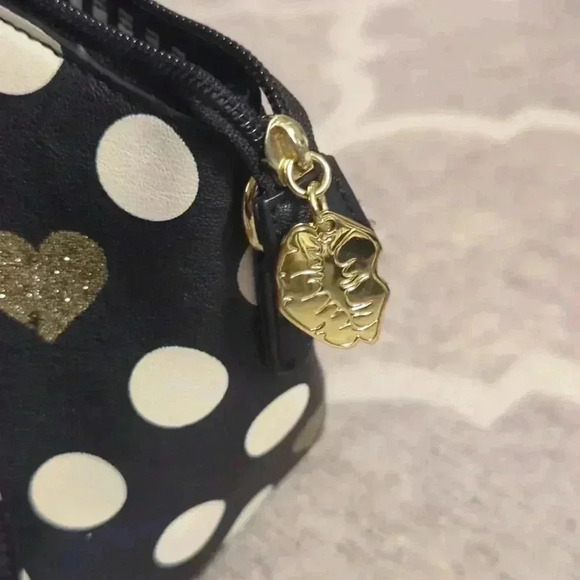 Luv Betsey by Betsey Johnson Bag Excellent Condition Polka Dot - Picture 3 of 9